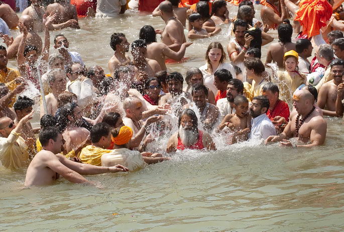 Kumbha_Mela_Impressions_D3Y9929_resize_resize