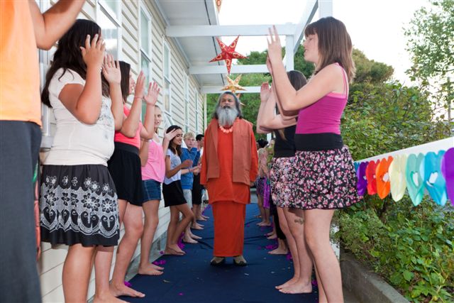 Swamiji_in_New_Zealand_IMG_3604