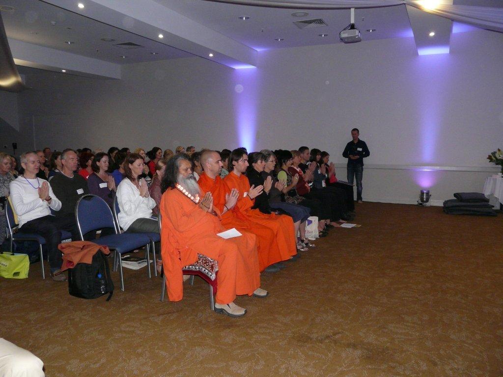 VishwaguruJi_opens_Yoga_Australia_Conference_P1060070