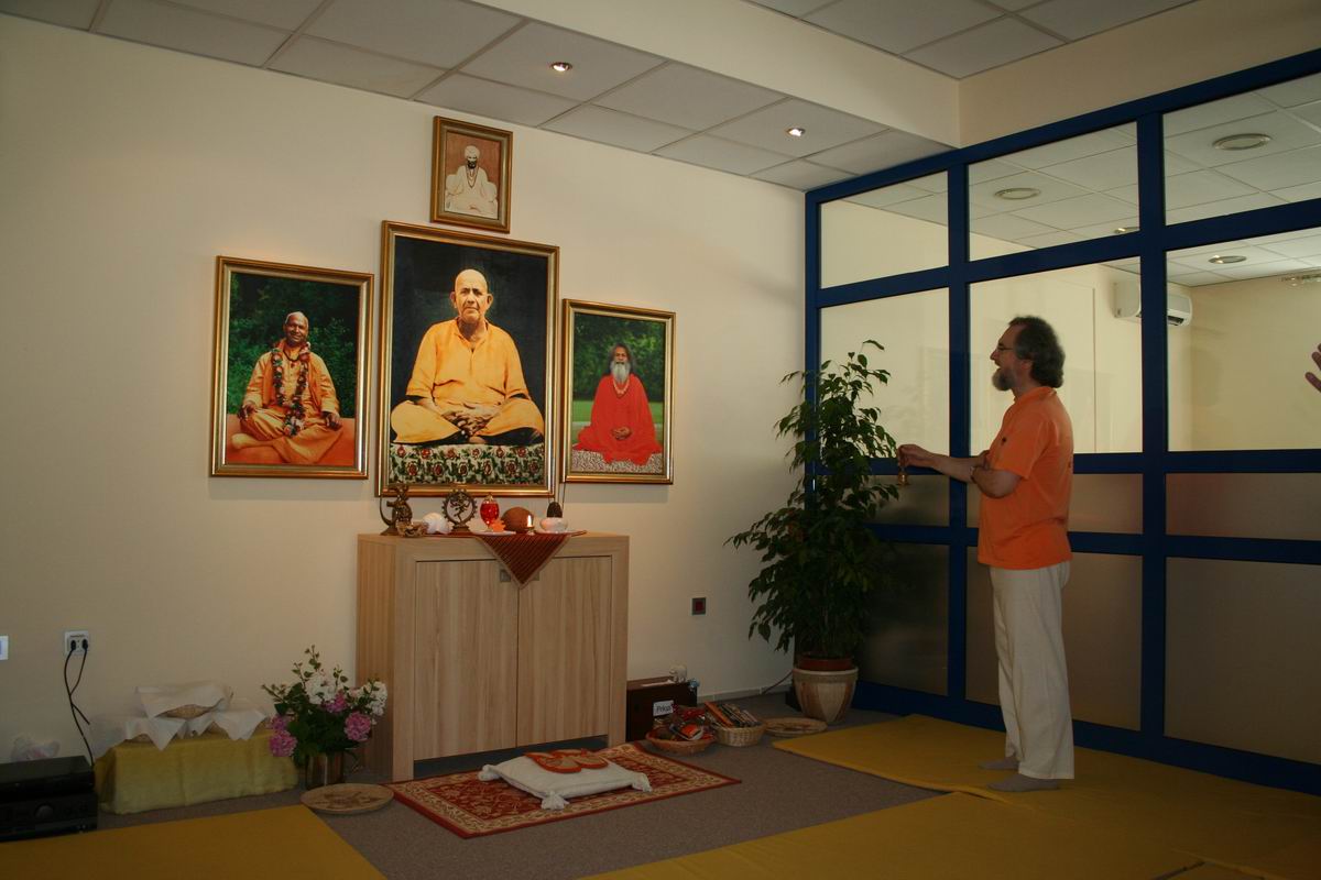 opening_ceremony_Novi_Sad_ashram_IMG_5174