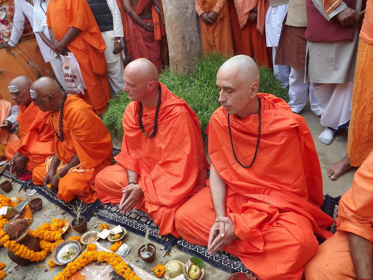 croatian-mahamandaleshwar-kumbhamela 2013 allahabad 07