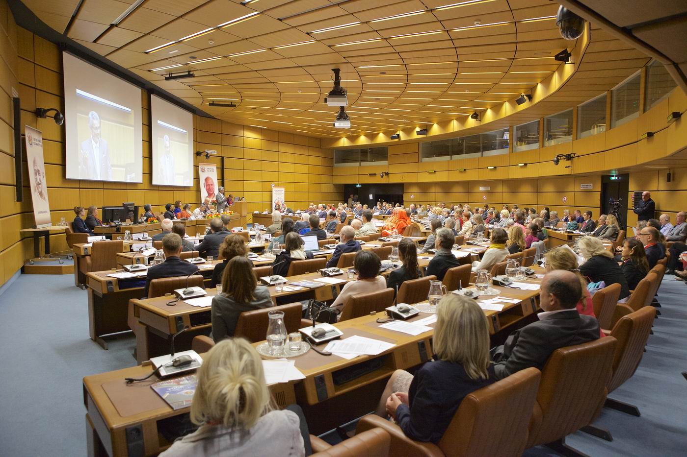 Gathering at United Nations to mark International Day of Non-Violence