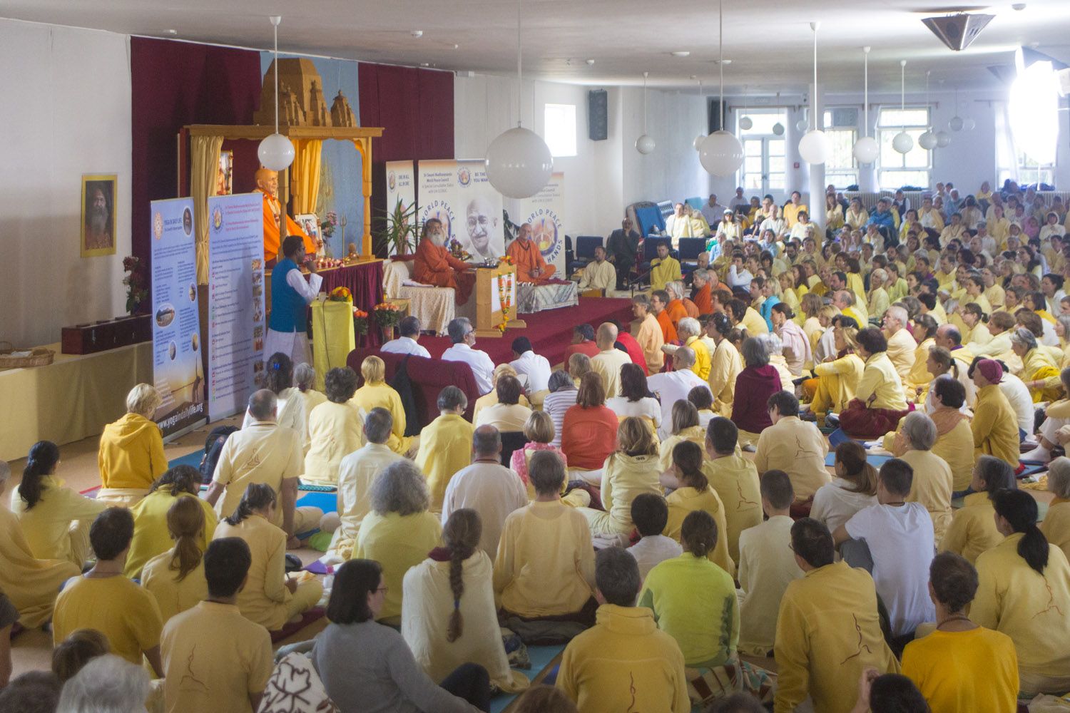 UN Peace Conference continues in Strilky Ashram